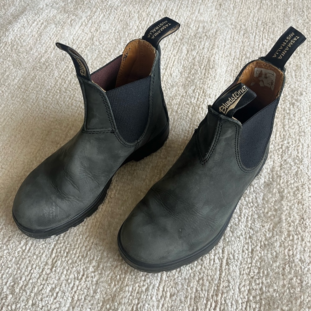 Blundstone Chelsea Boots Black